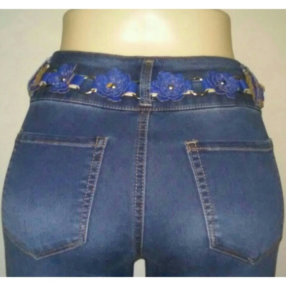 Blue Linked Flower Belt - Picture 3 of 3